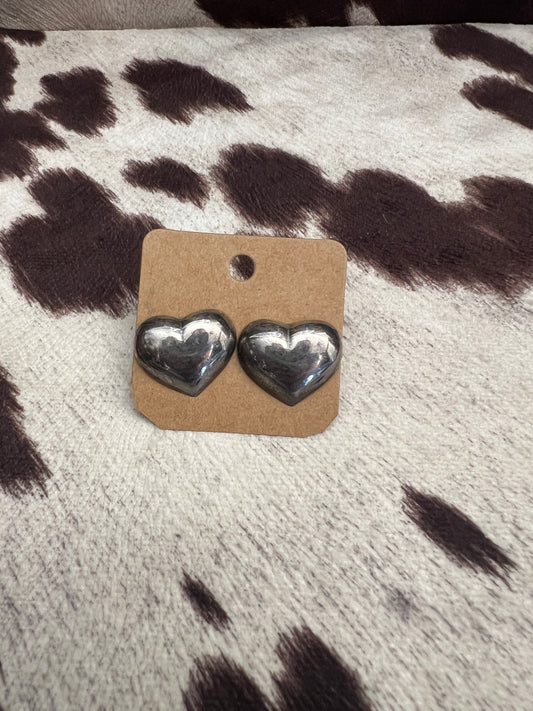 Vintage silver heart stud earrings