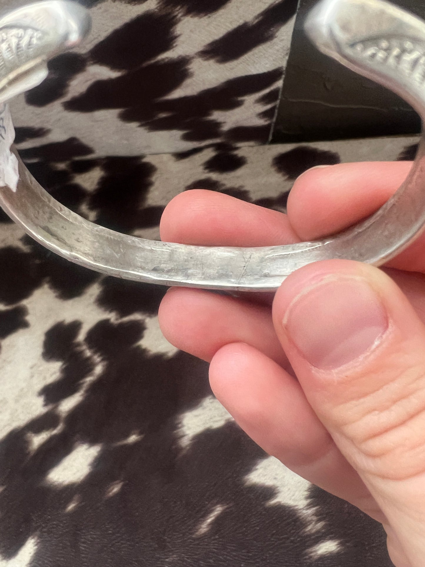 Vintage carinated thick stamped cuff