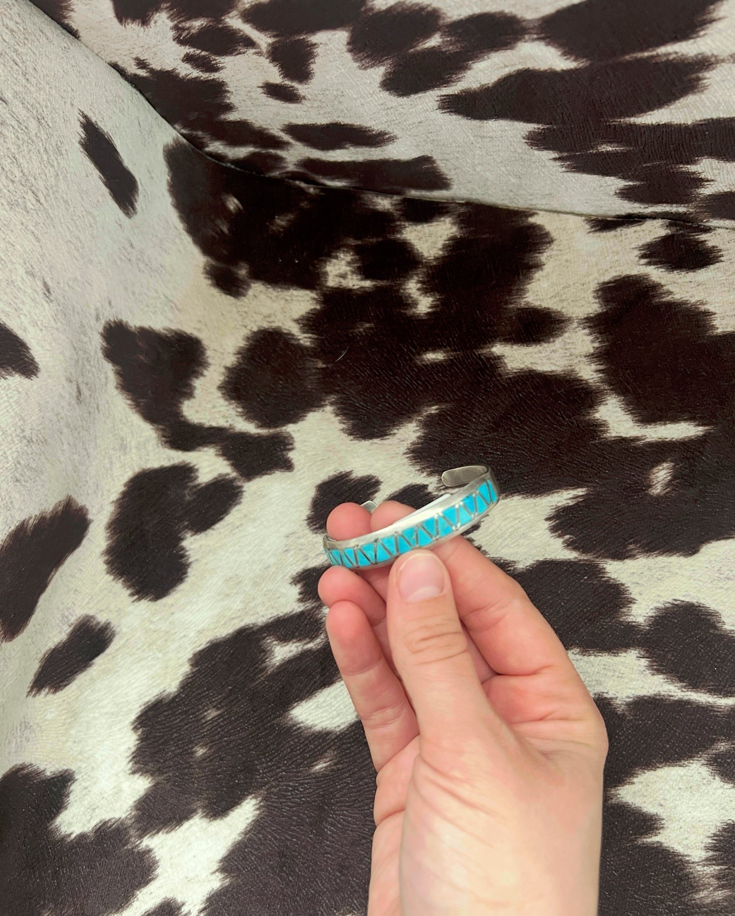 Vintage turquoise inlay thick band cuff