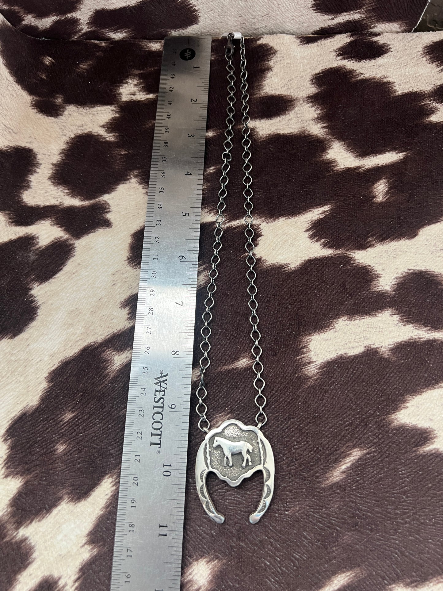 New silver horseshoe horse overlay necklace