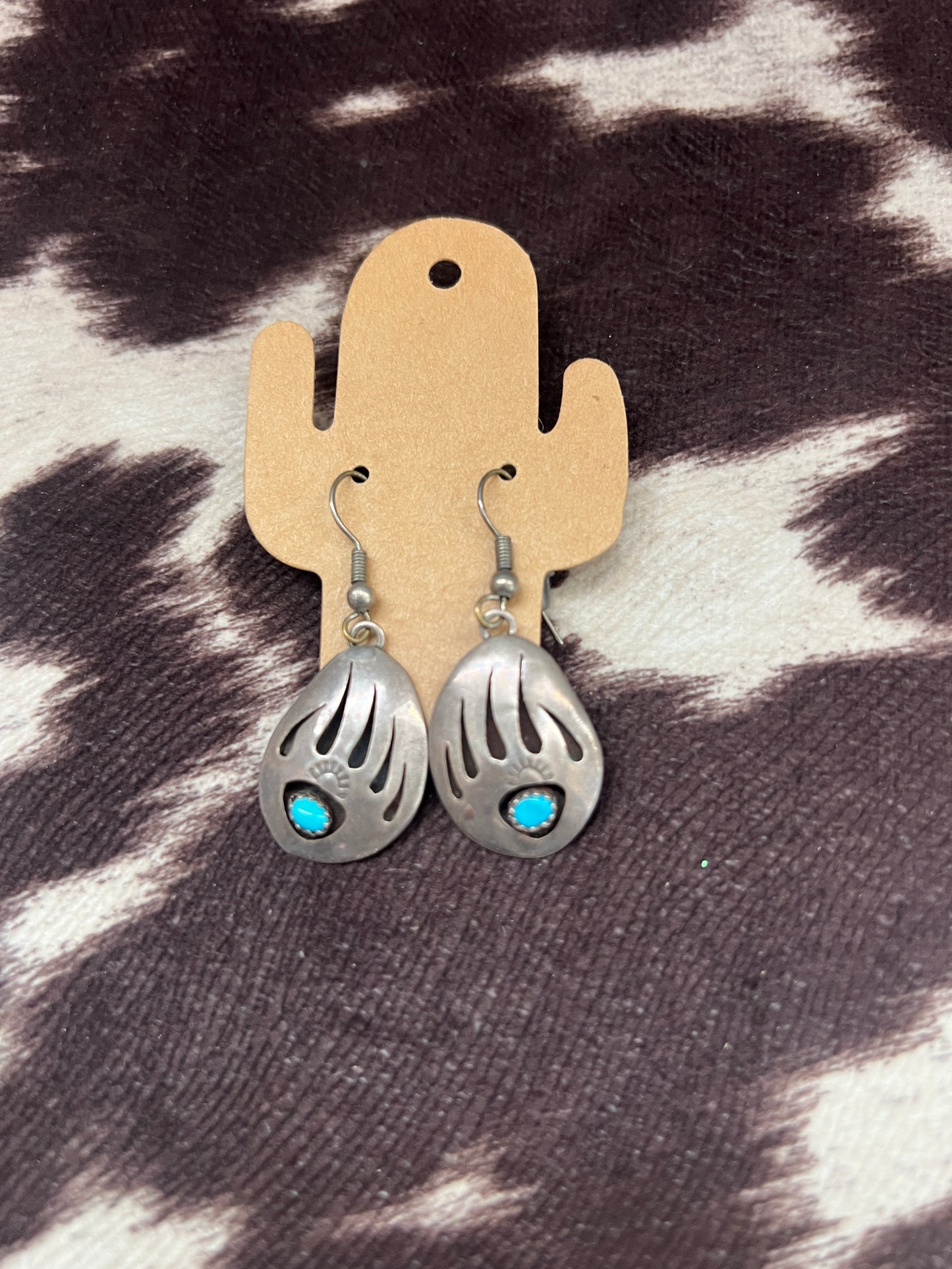 Vintage turquoise bear paw dangle earrings