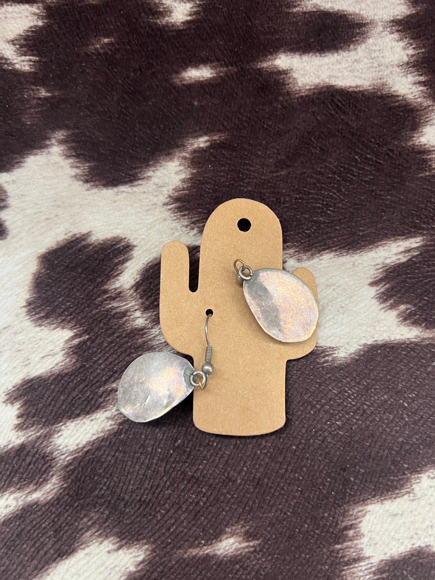 Vintage turquoise bear paw dangle earrings