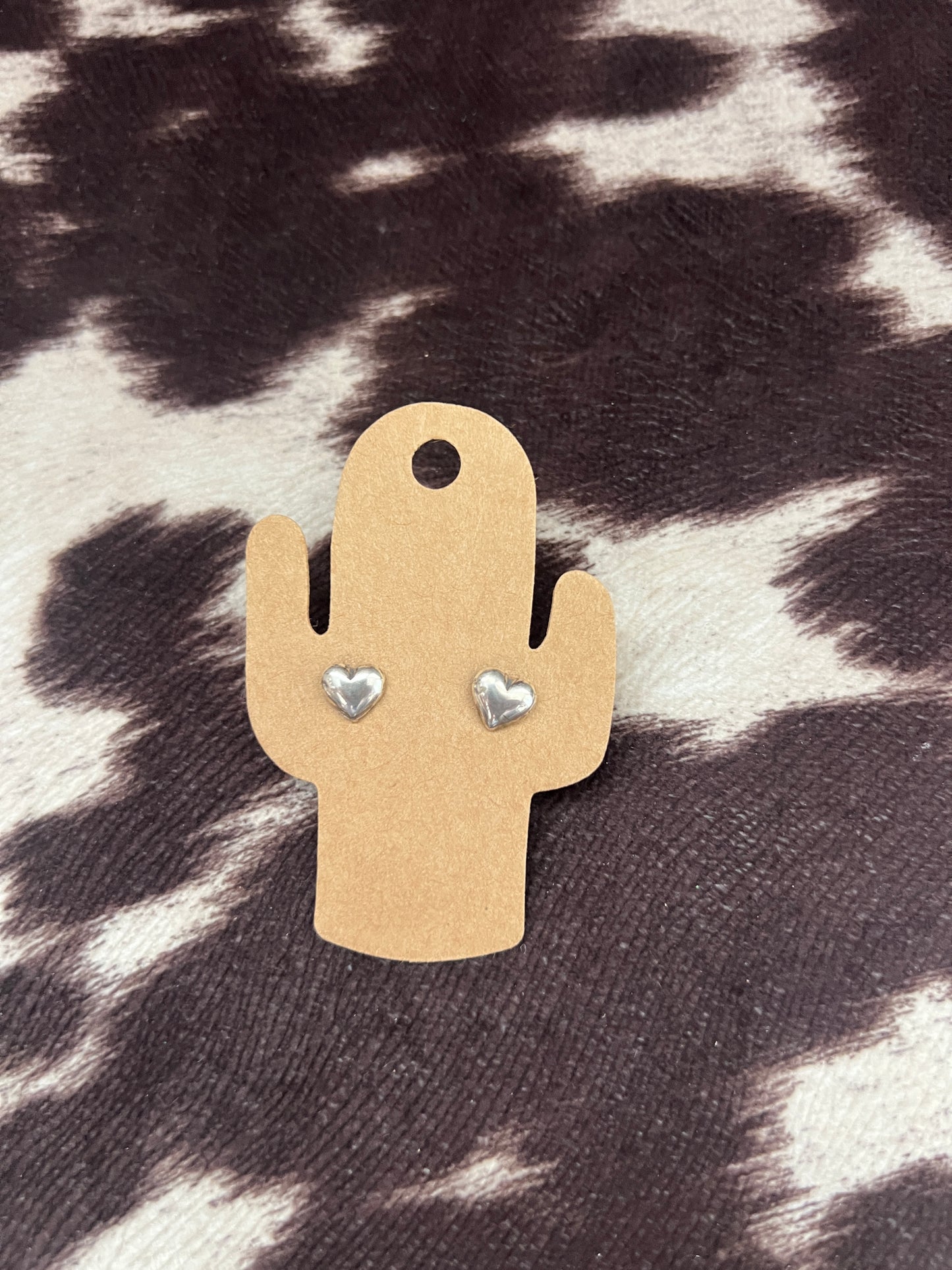 New silver heart stud earrings