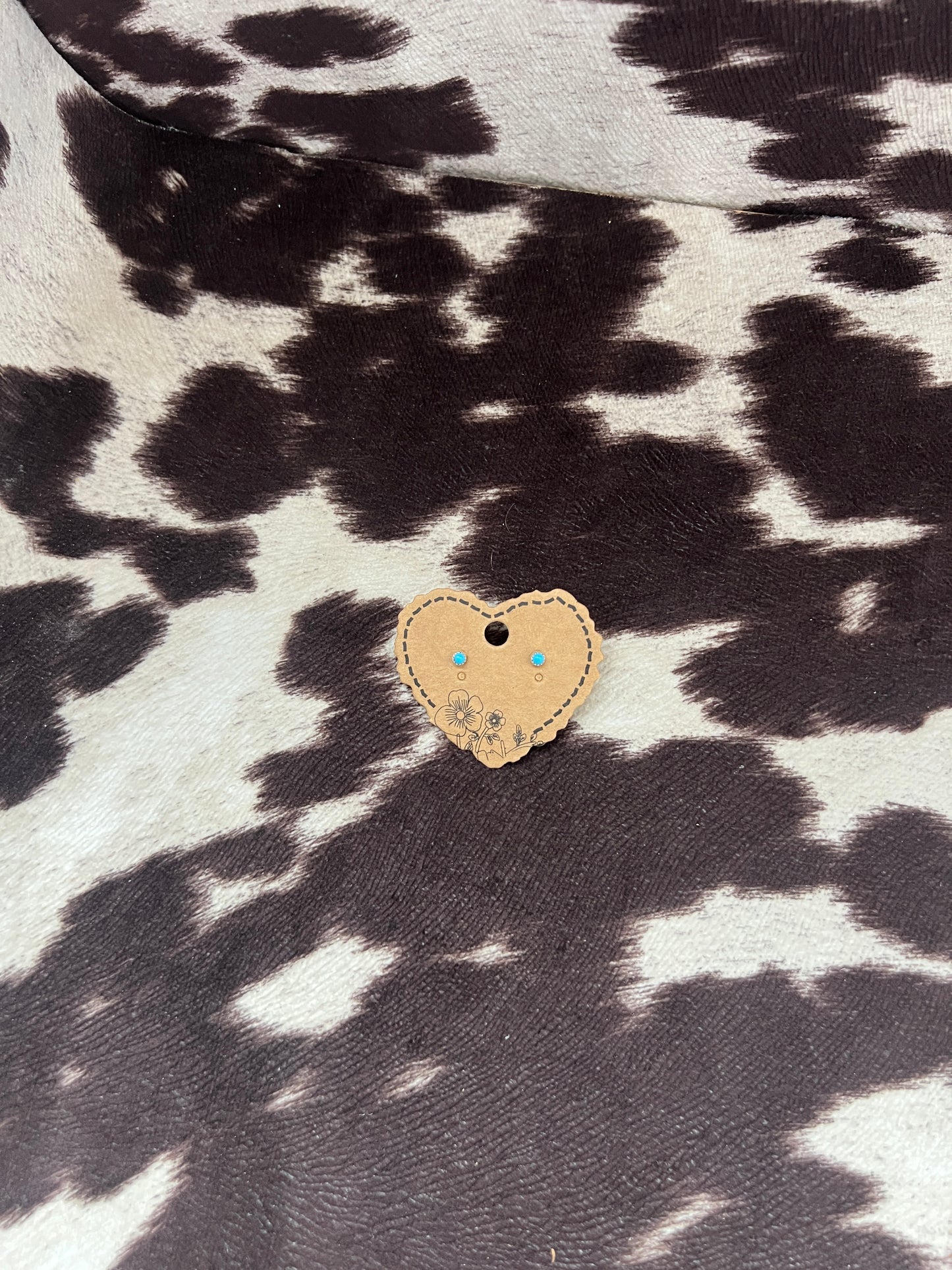 New micro turquoise stud earring