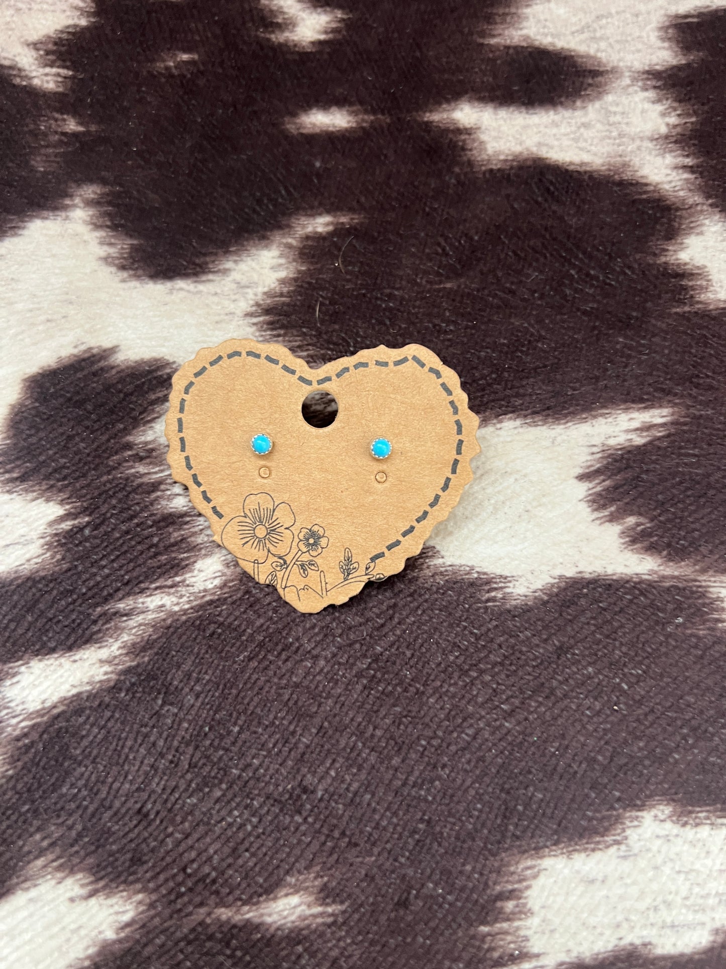 New micro turquoise stud earring