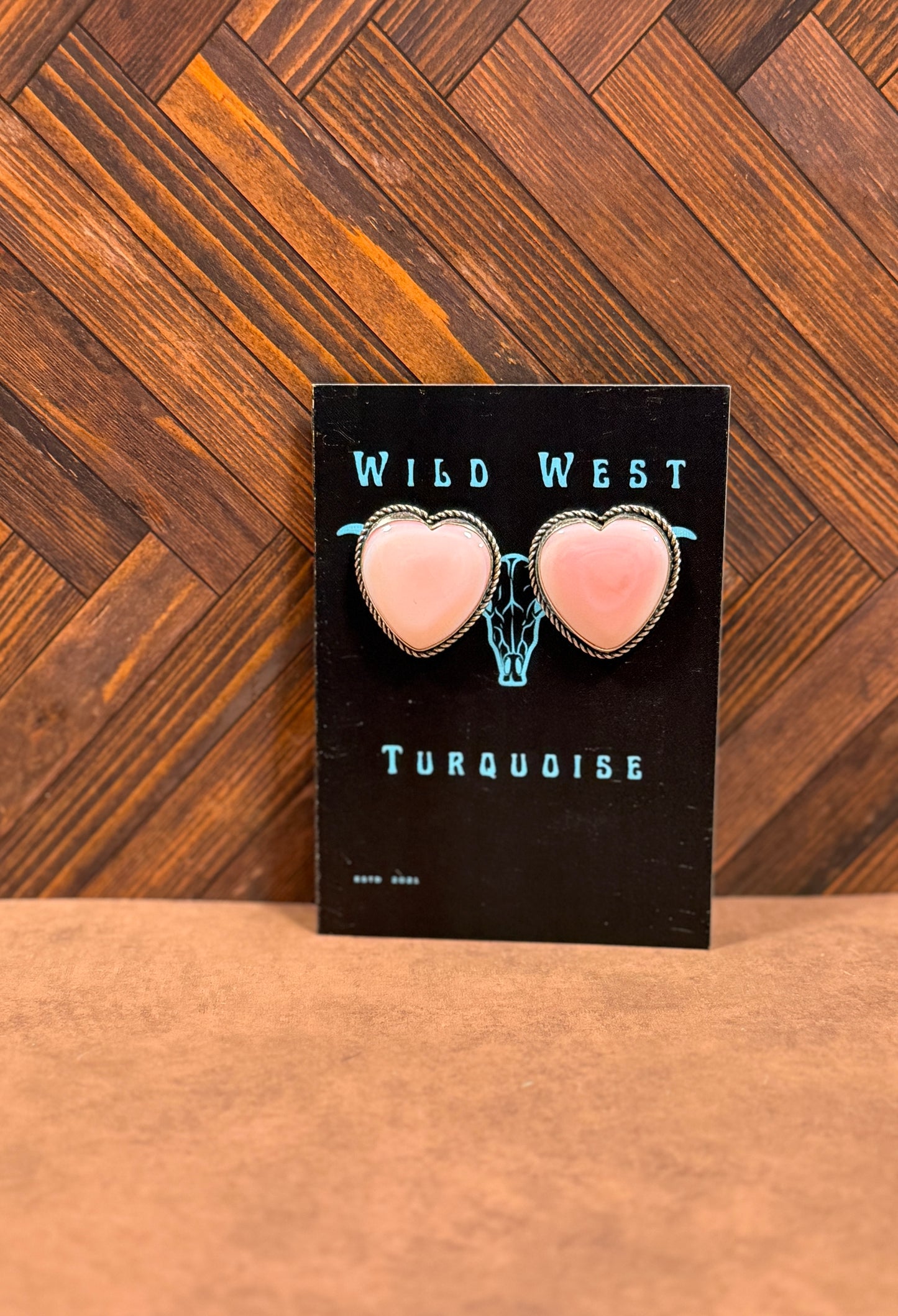 New large pink conch heart stud earrings