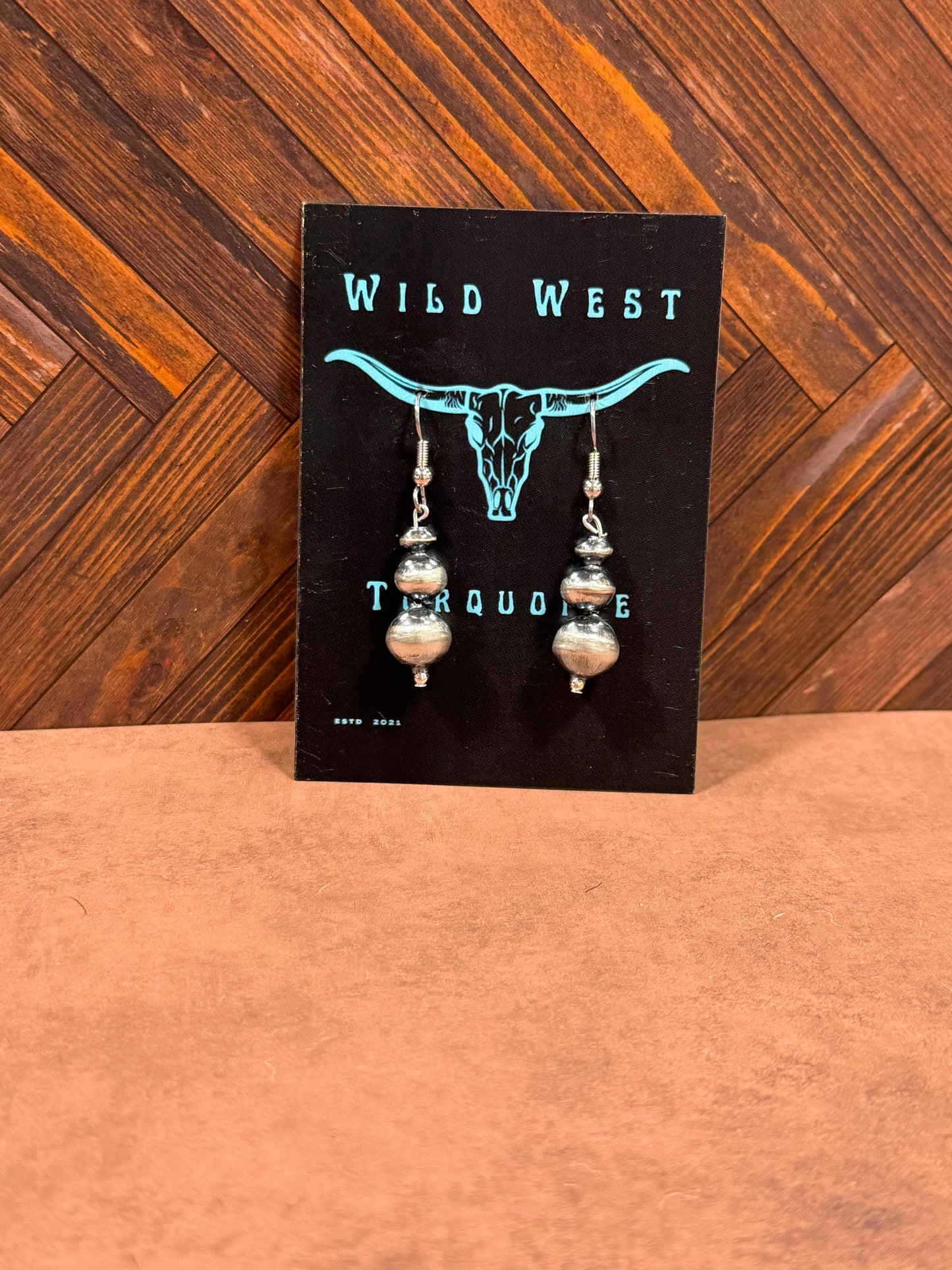 New graduated handmade Navajo pearl earrings