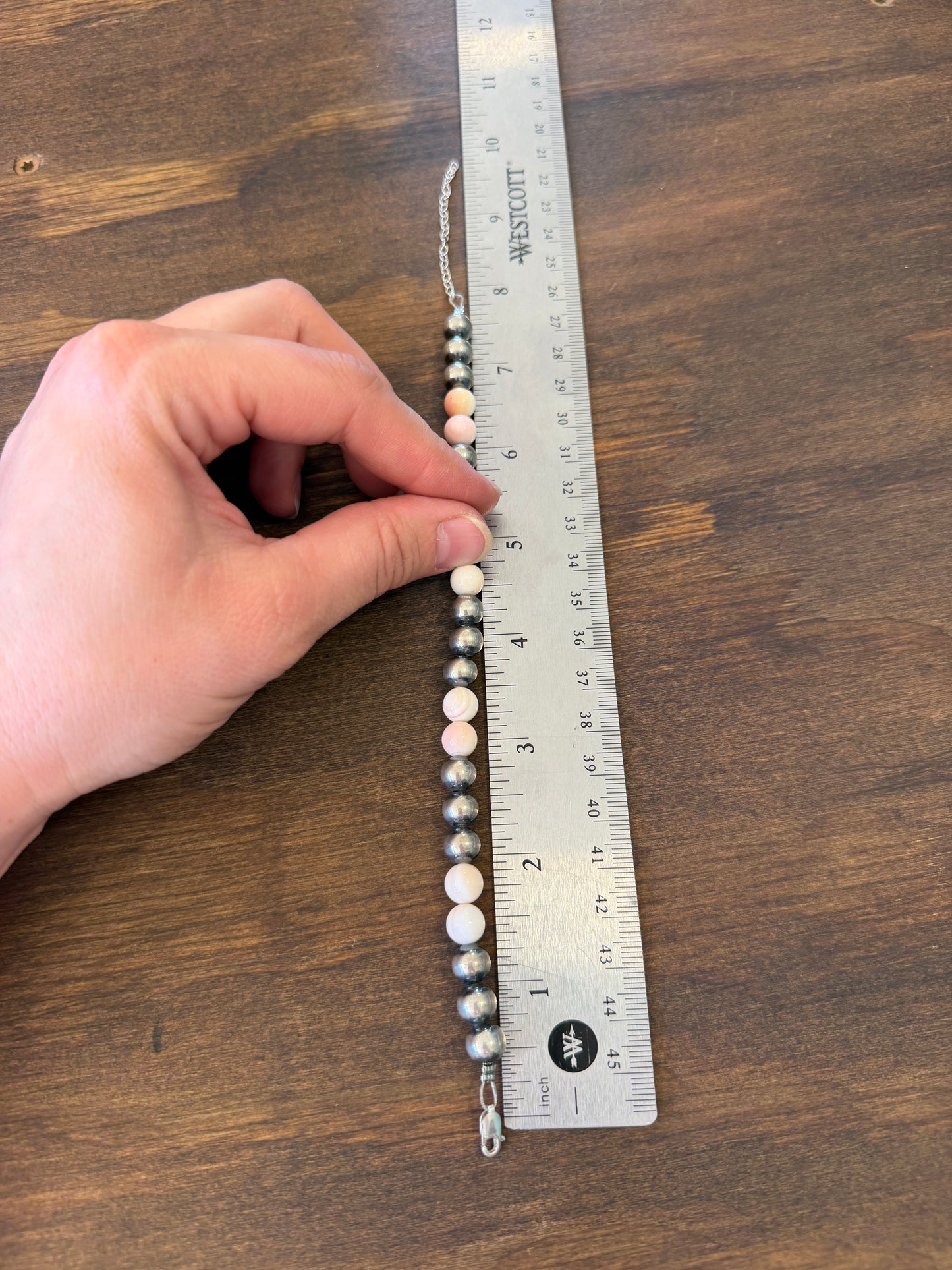 New 8mm pink conch shell and silver pearl bracelet