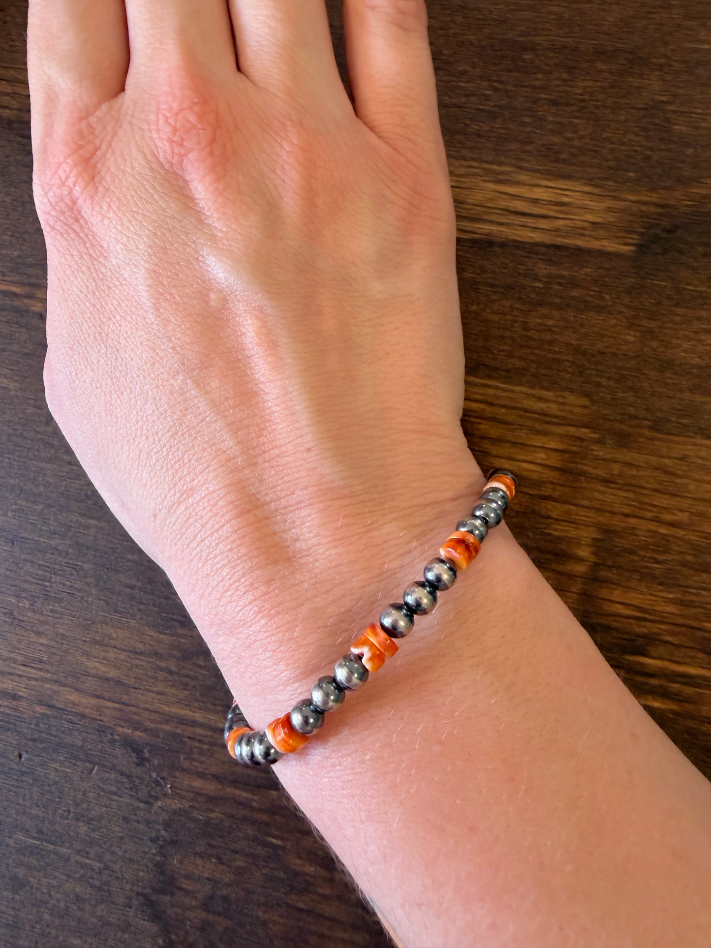 New 5mm orange spiny oyster and silver pearl bracelet