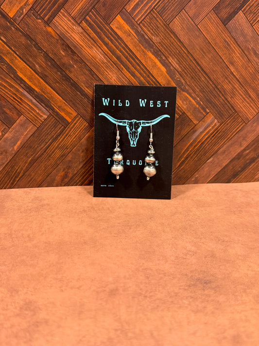 New graduated handmade Navajo pearl earrings