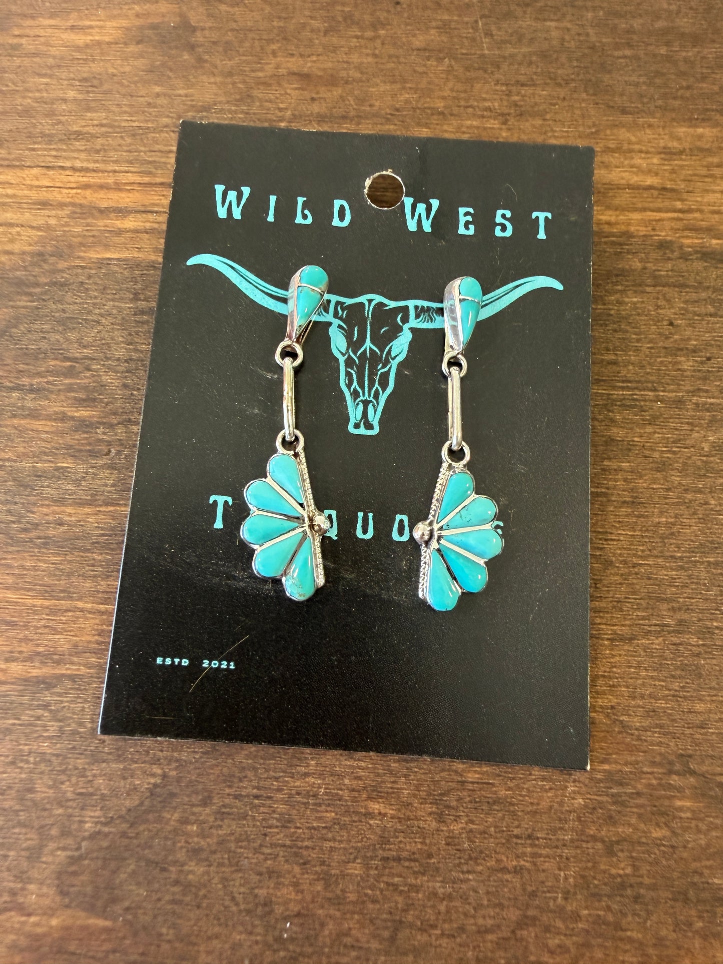 New 1/2 turquoise cluster inlay drop earrings