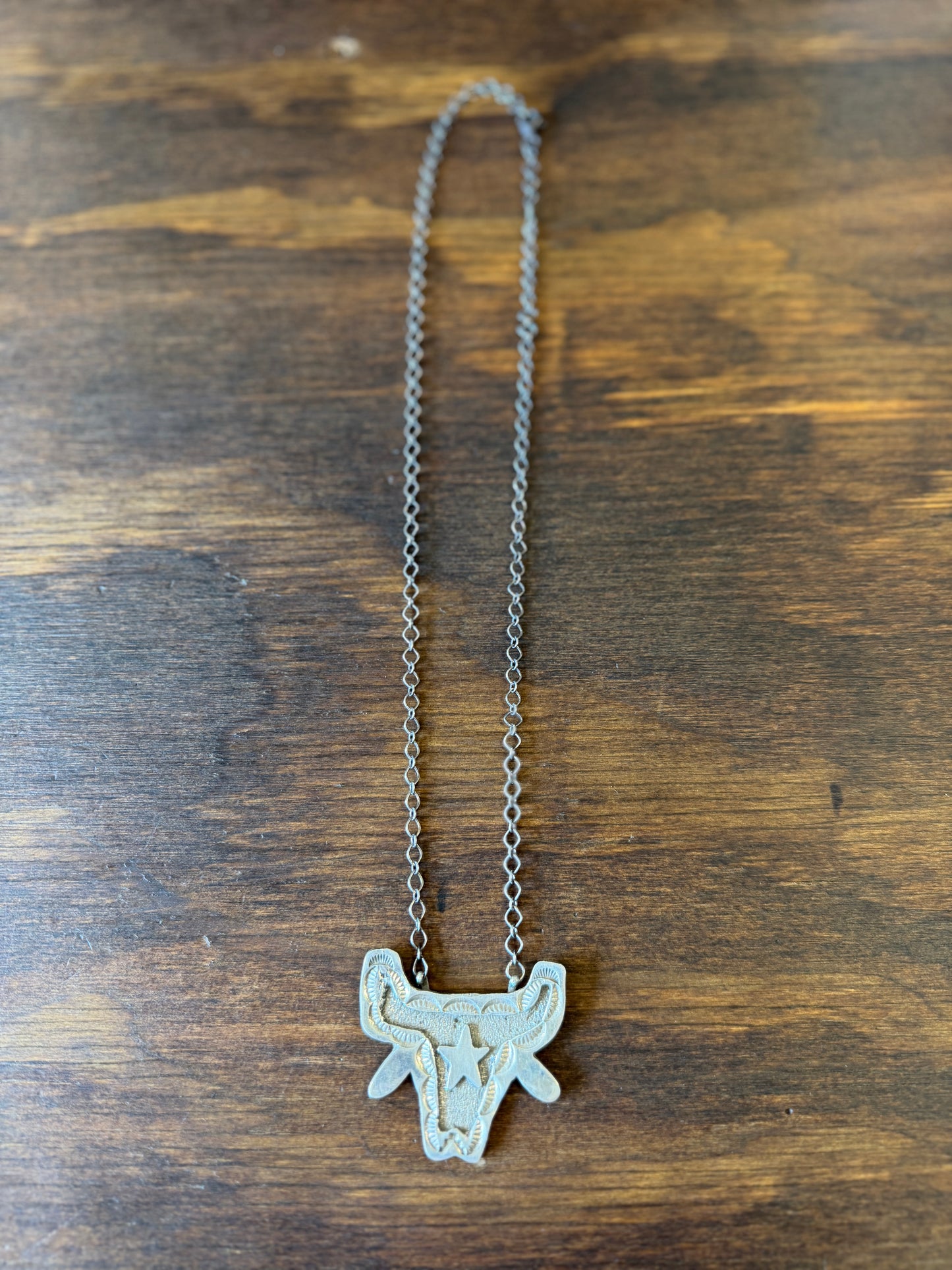 New bull skull overlay design silver bar necklace