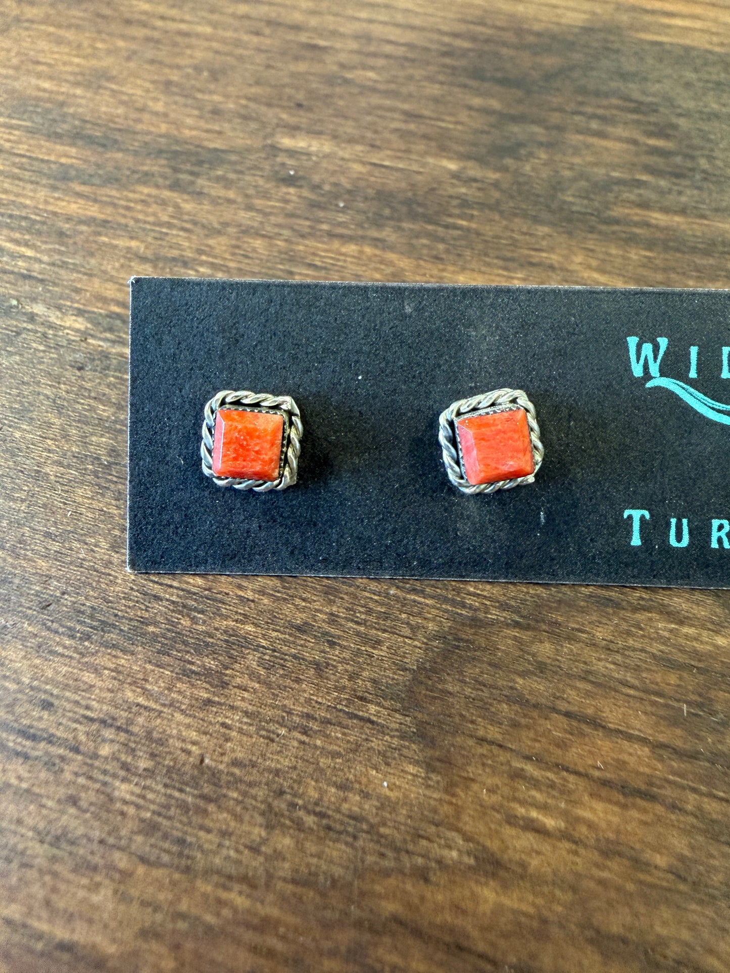 New orange spiny oyster square twist wire stud earrings