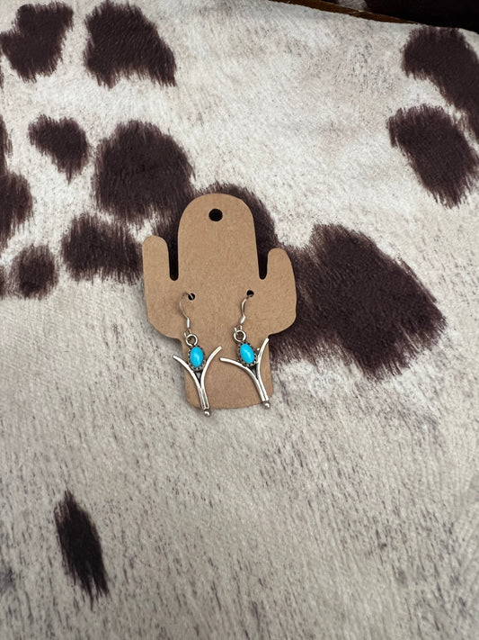 New turquoise Y shaped dangle earrings