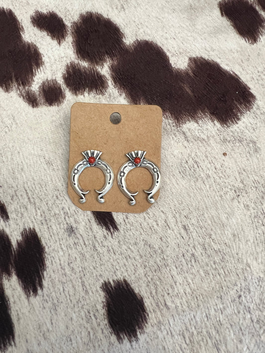 New red coral Naja stud earrings