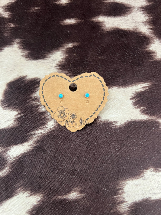 New micro turquoise stud earring